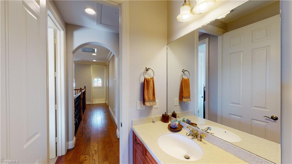 MARCO BEACH - Residential