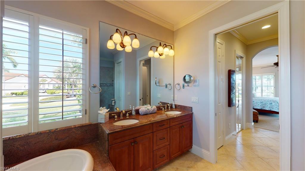 MARCO BEACH - Residential