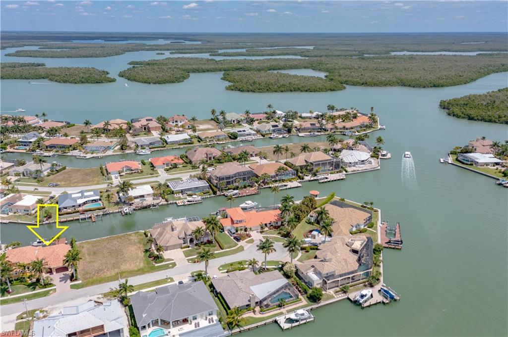 MARCO BEACH - Residential