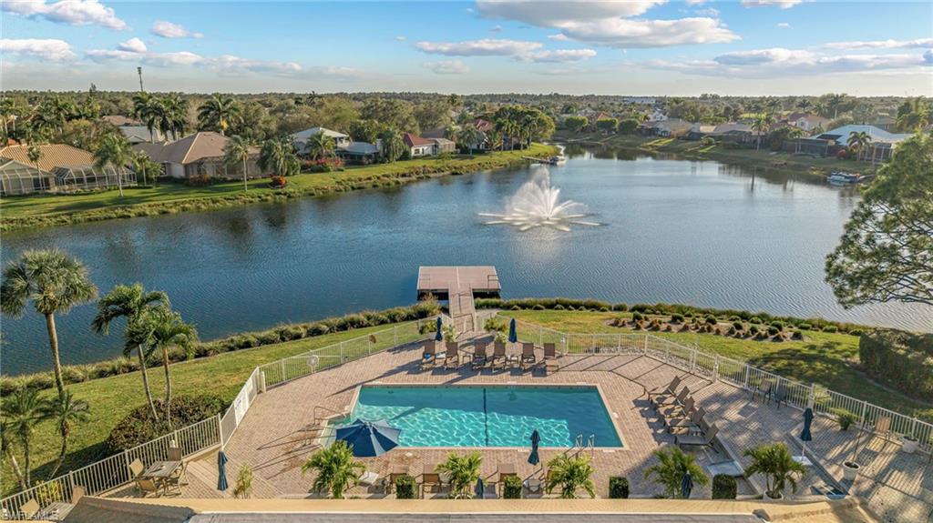 LONGSHORE LAKE - Residential