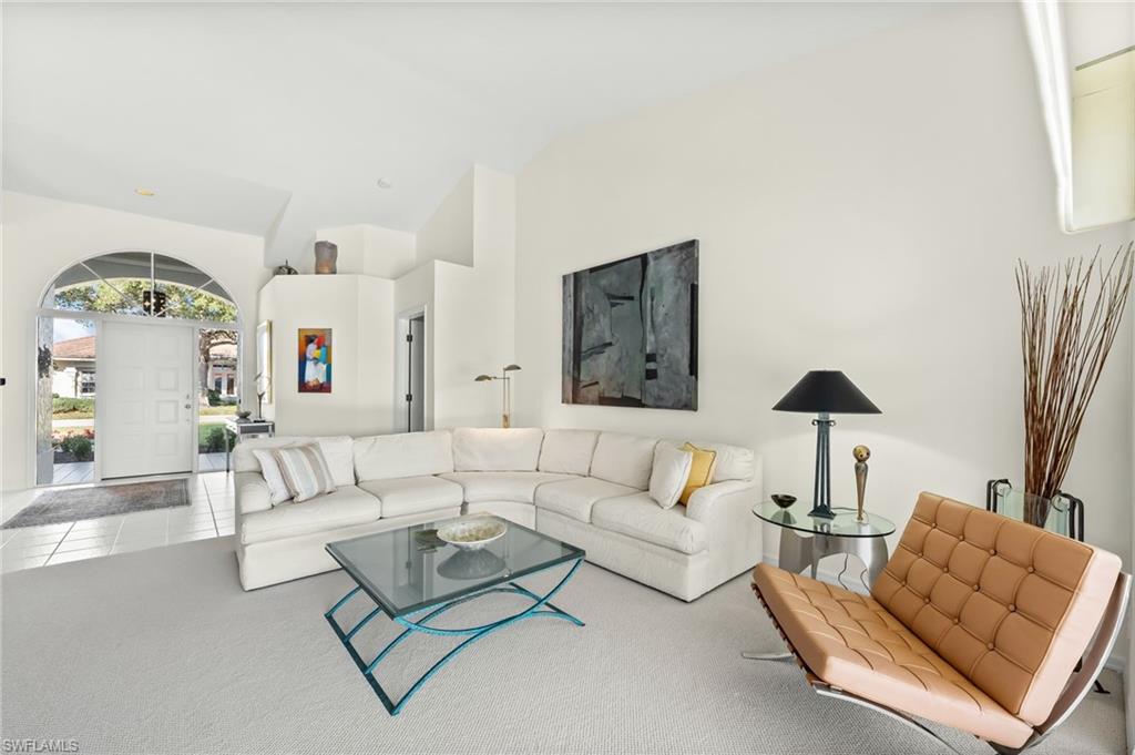 LONGSHORE LAKE - Residential