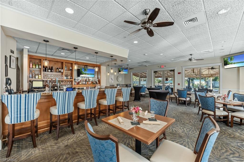 LONGSHORE LAKE - Residential