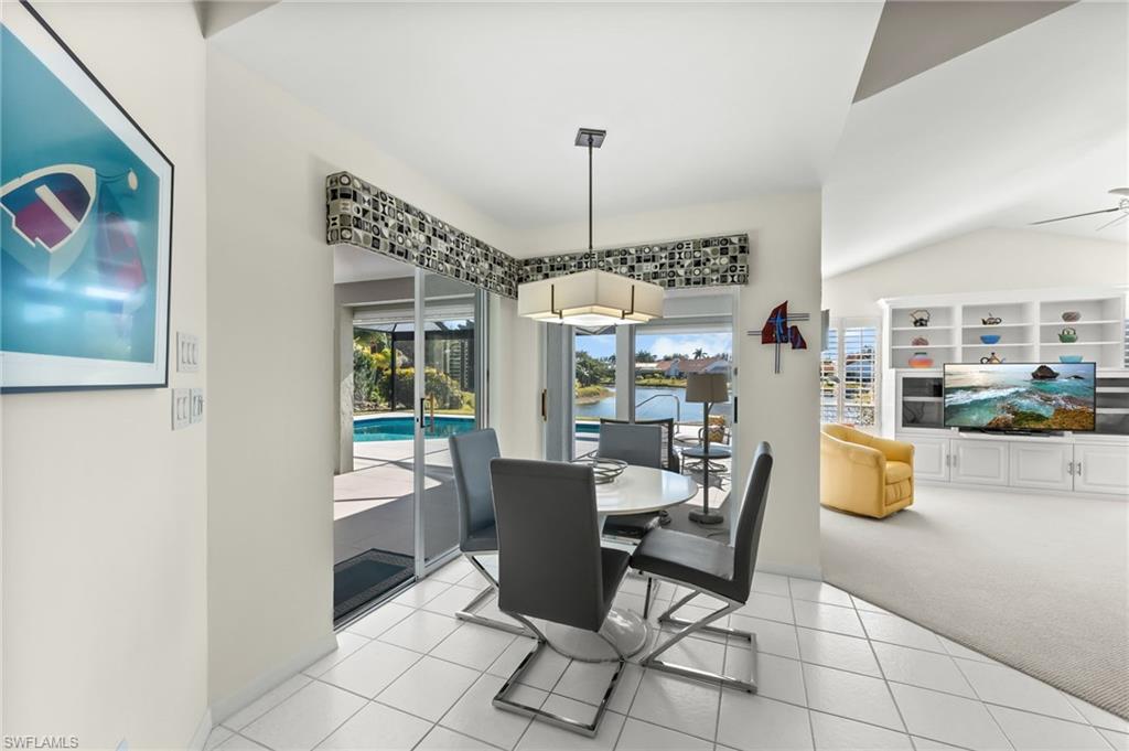 LONGSHORE LAKE - Residential