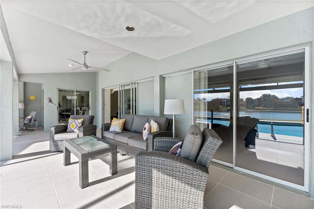 LONGSHORE LAKE - Residential