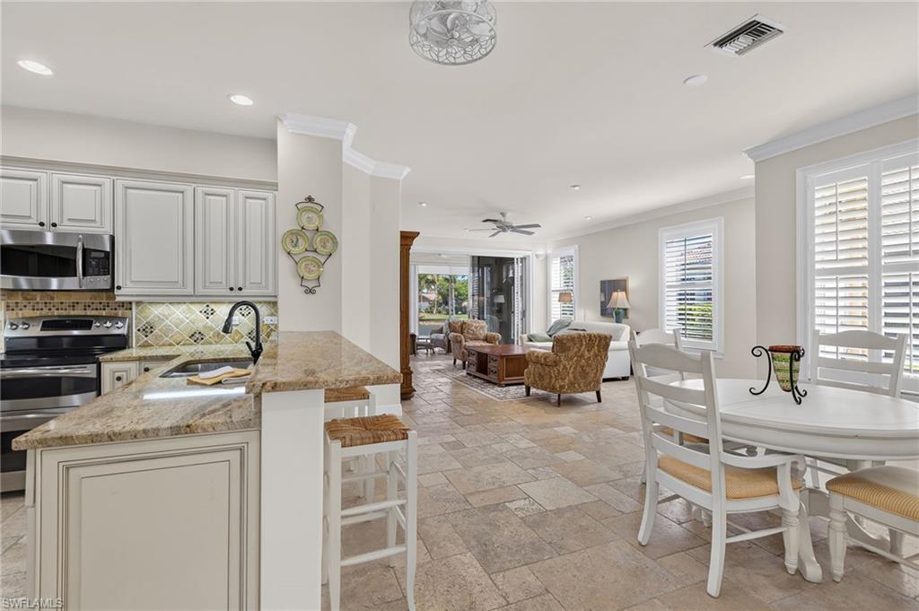 SOMMERSET VILLAS - Residential