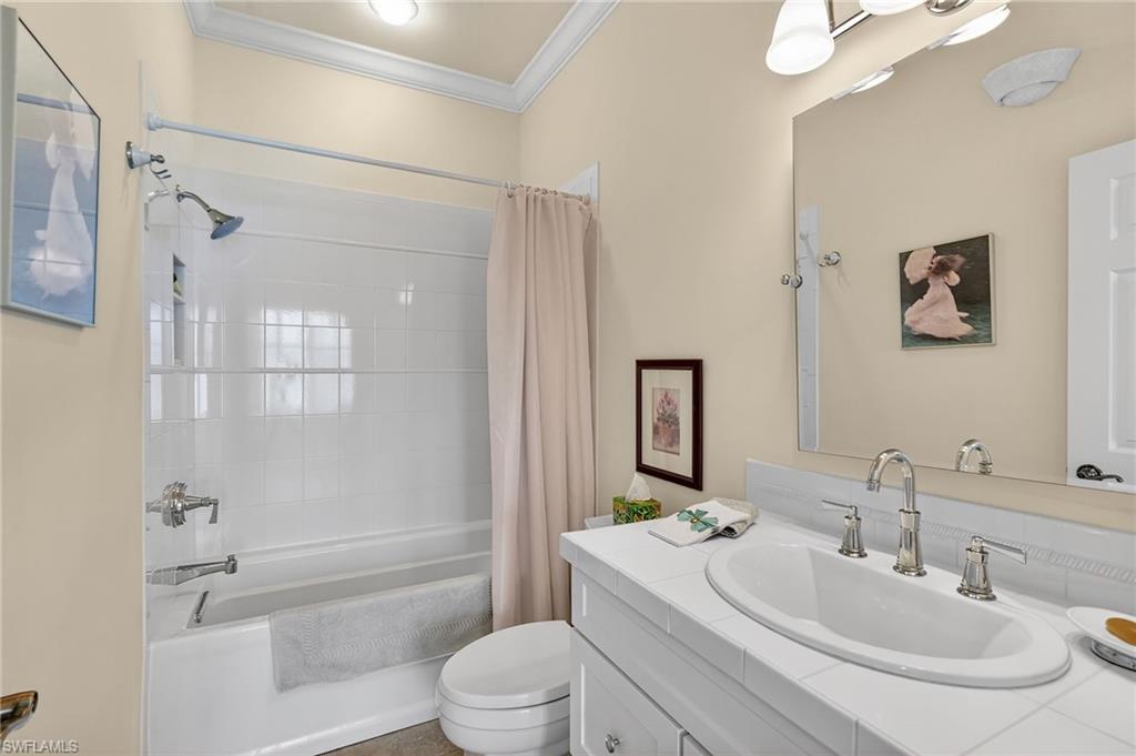 SOMMERSET VILLAS - Residential