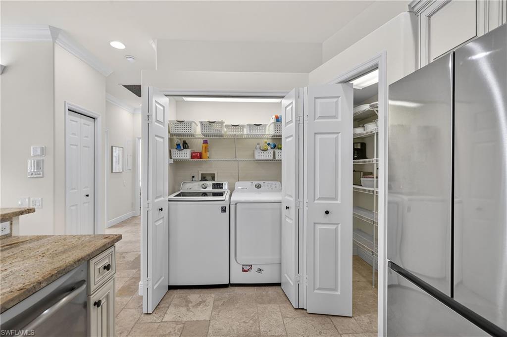 SOMMERSET VILLAS - Residential