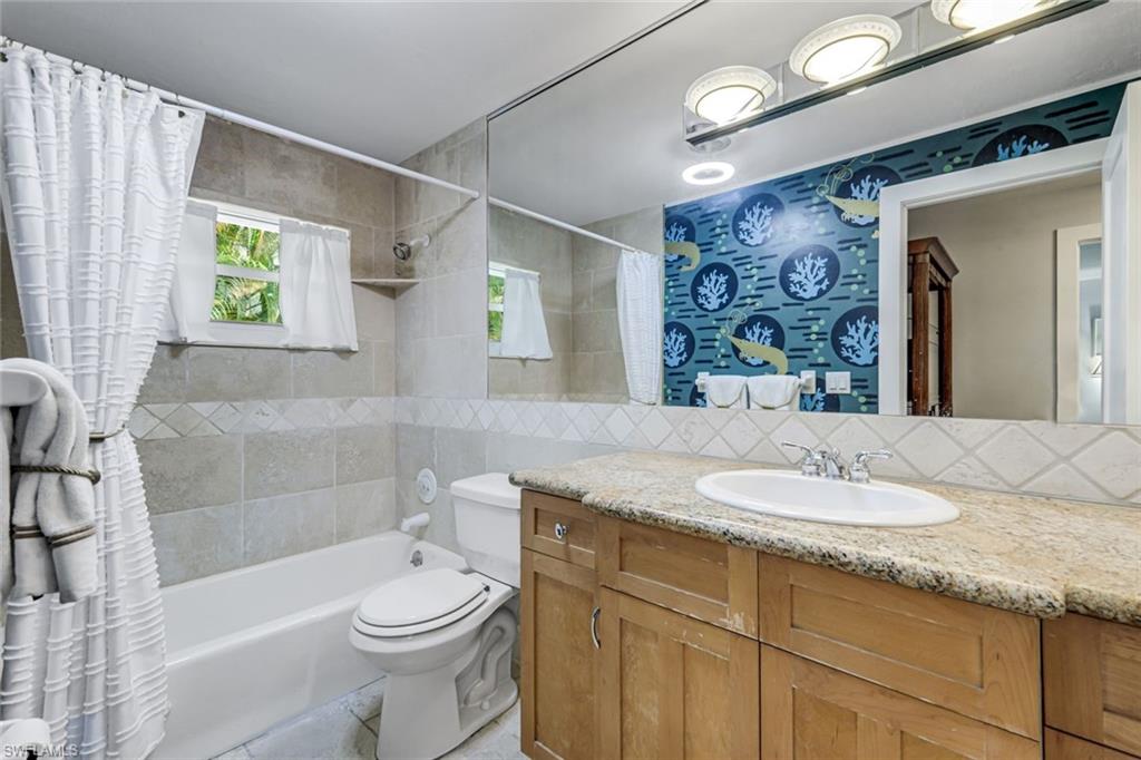 BONITA FARMS - Residential