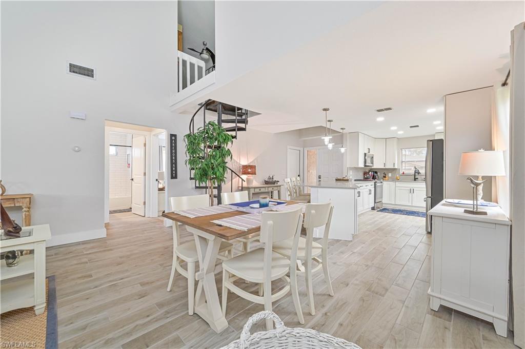 6449 Royal Woods DR