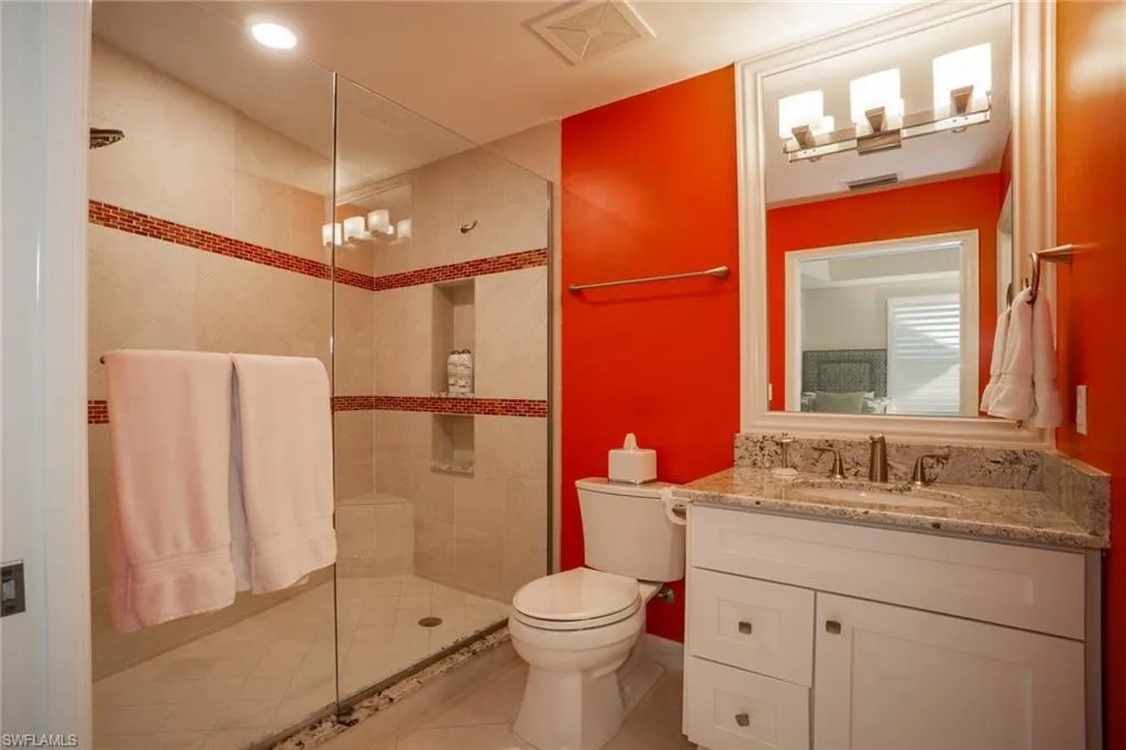 Naples, Florida 34102, United States, 3 Bedrooms Bedrooms, ,3 BathroomsBathrooms,Residential,Contingent,116665