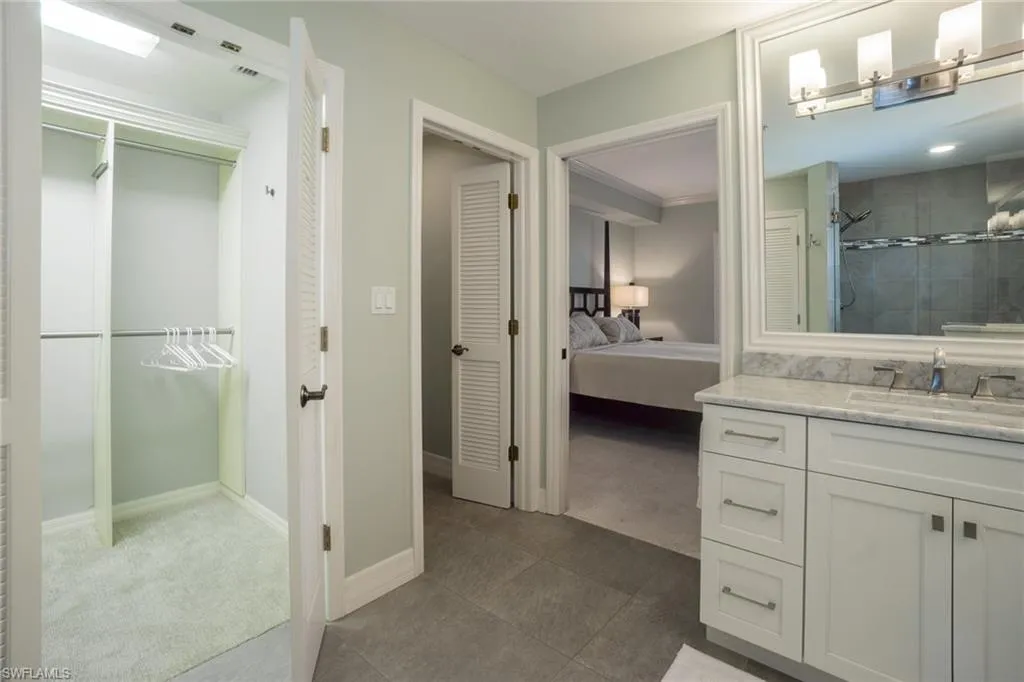 Naples, Florida 34102, United States, 3 Bedrooms Bedrooms, ,3 BathroomsBathrooms,Residential,Contingent,116665