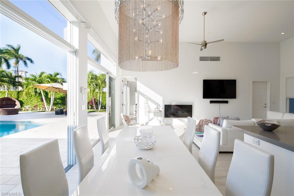 ROYAL HARBOR - Residential