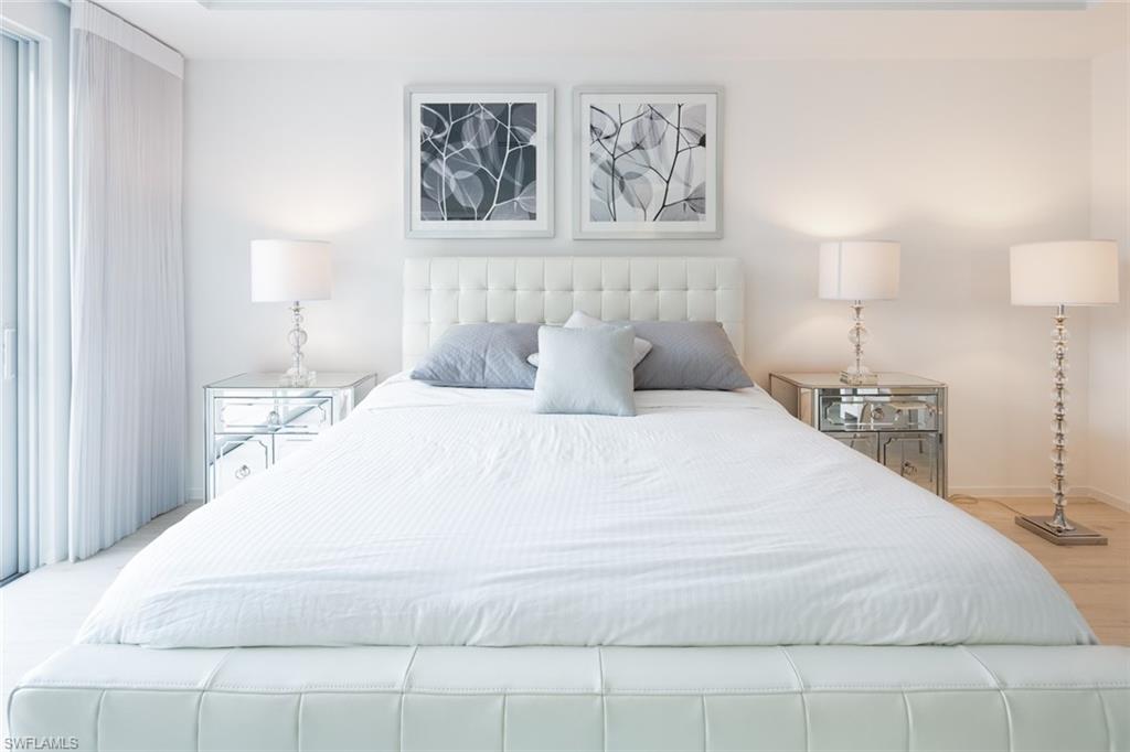 ROYAL HARBOR - Residential