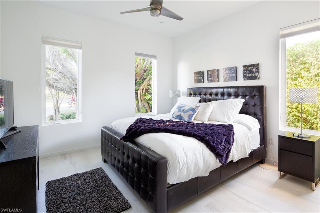 ROYAL HARBOR - Residential