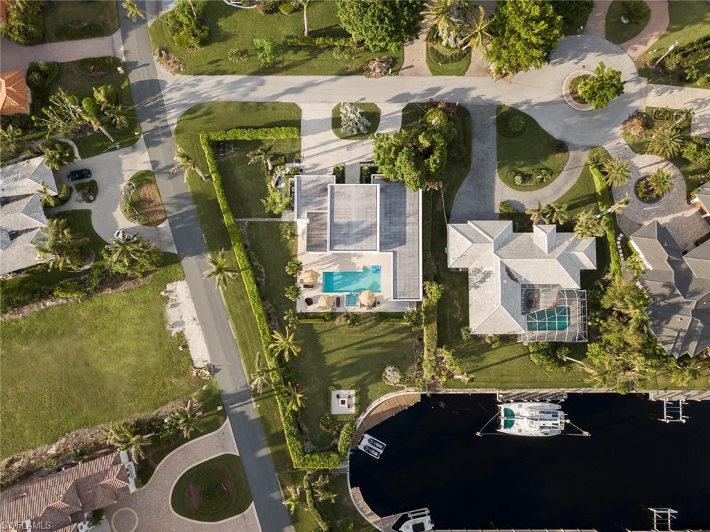 ROYAL HARBOR - Residential