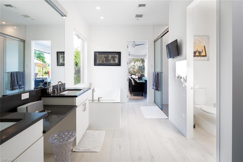 ROYAL HARBOR - Residential