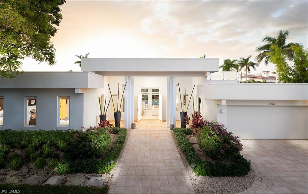 ROYAL HARBOR - Residential