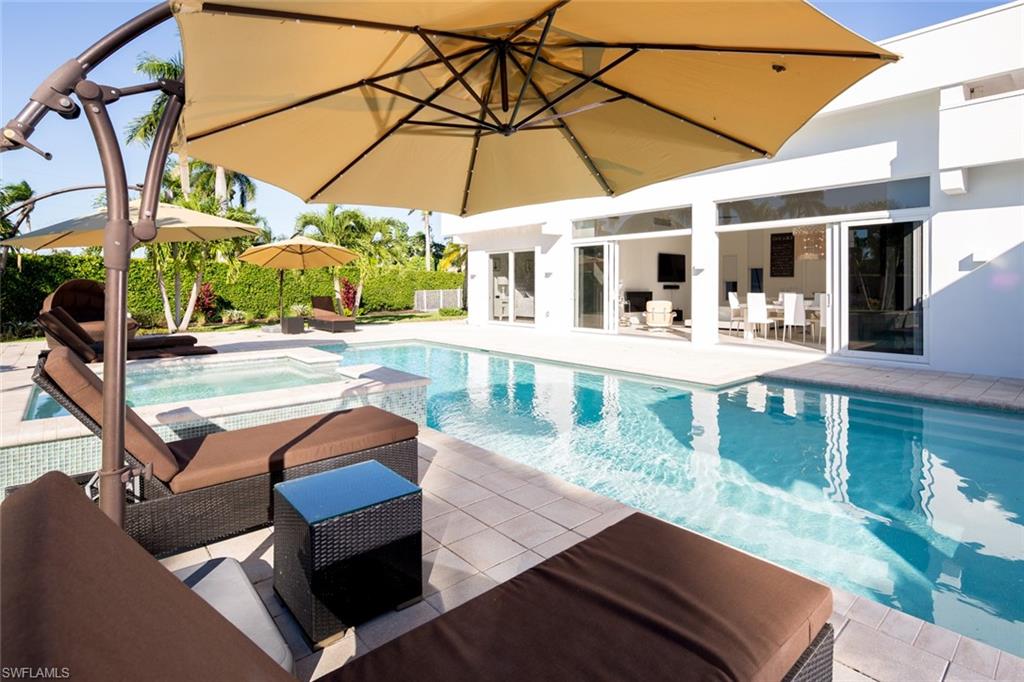 ROYAL HARBOR - Residential