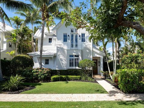 541 4th AVE S NAPLES FL 34102
