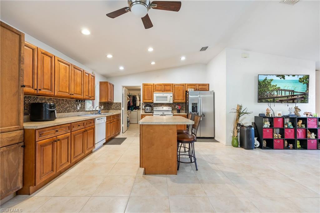 MONTURA RANCH ESTATES - Residential