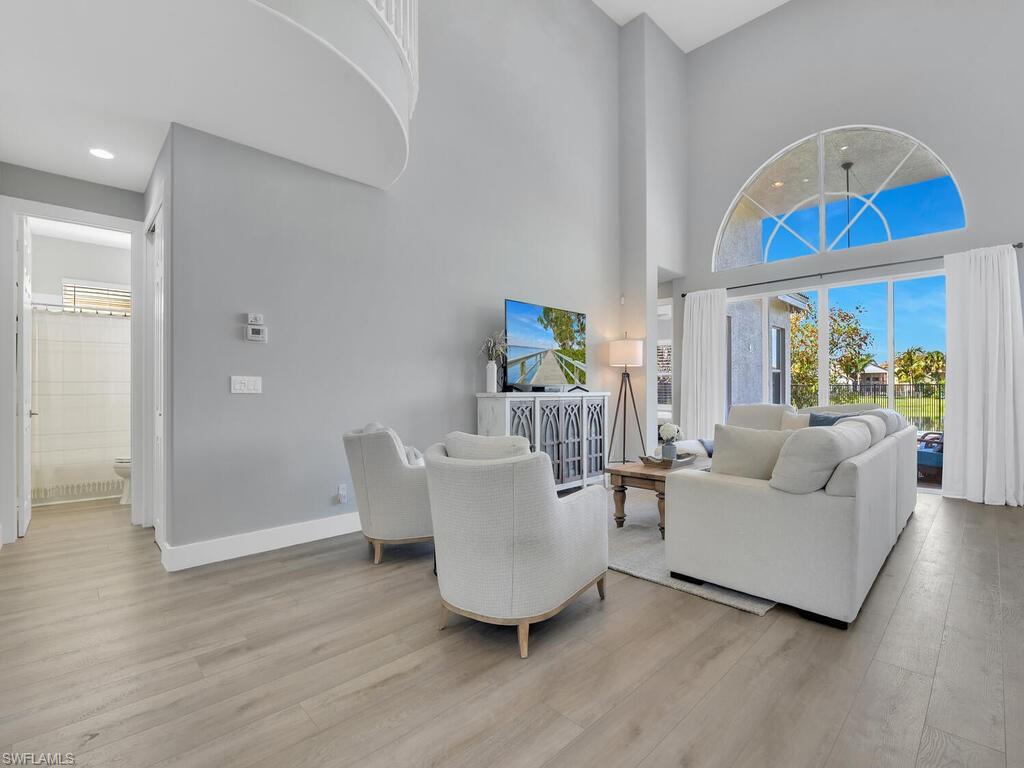 SATURNIA LAKES - Residential