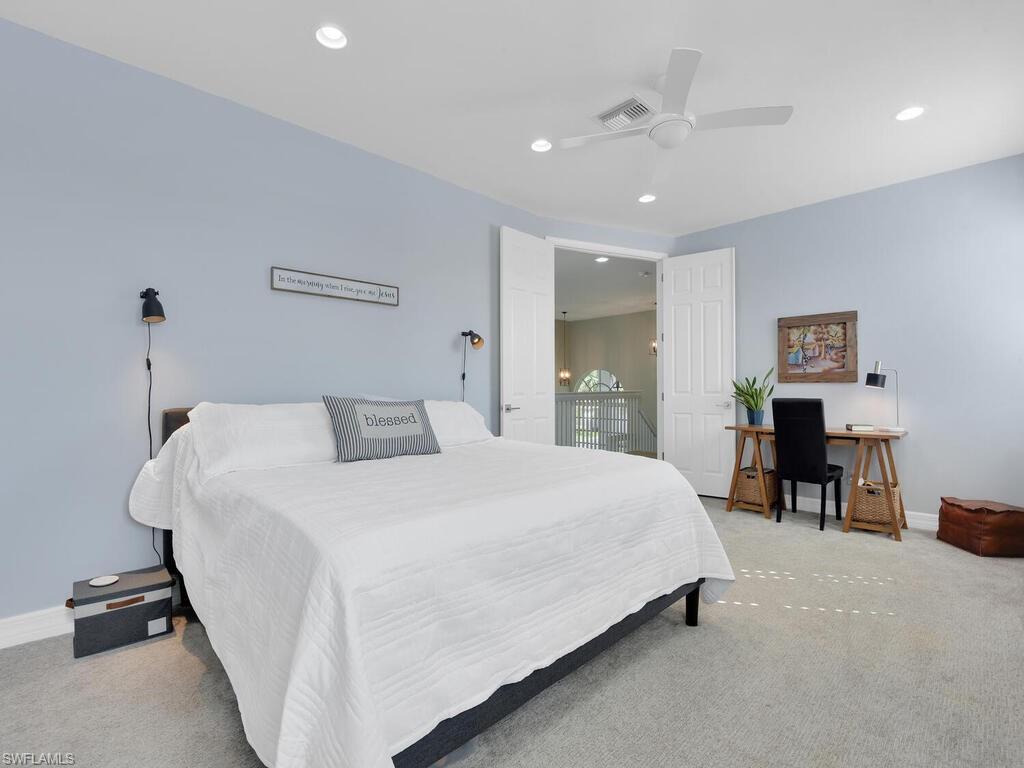 SATURNIA LAKES - Residential