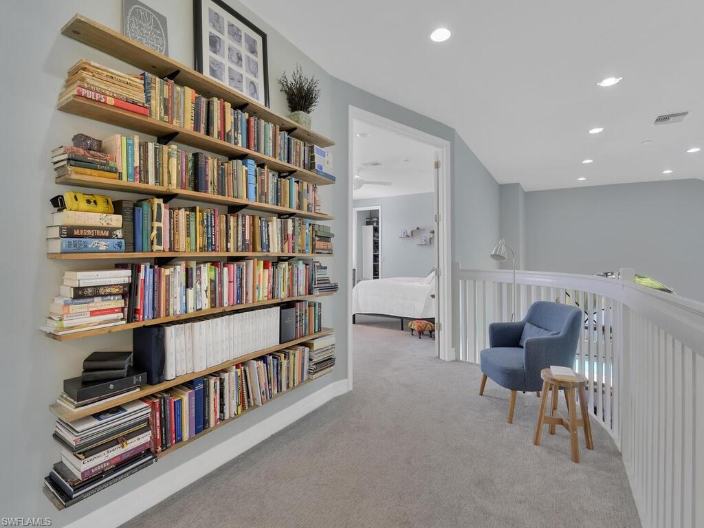 SATURNIA LAKES - Residential