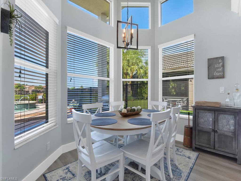 SATURNIA LAKES - Residential