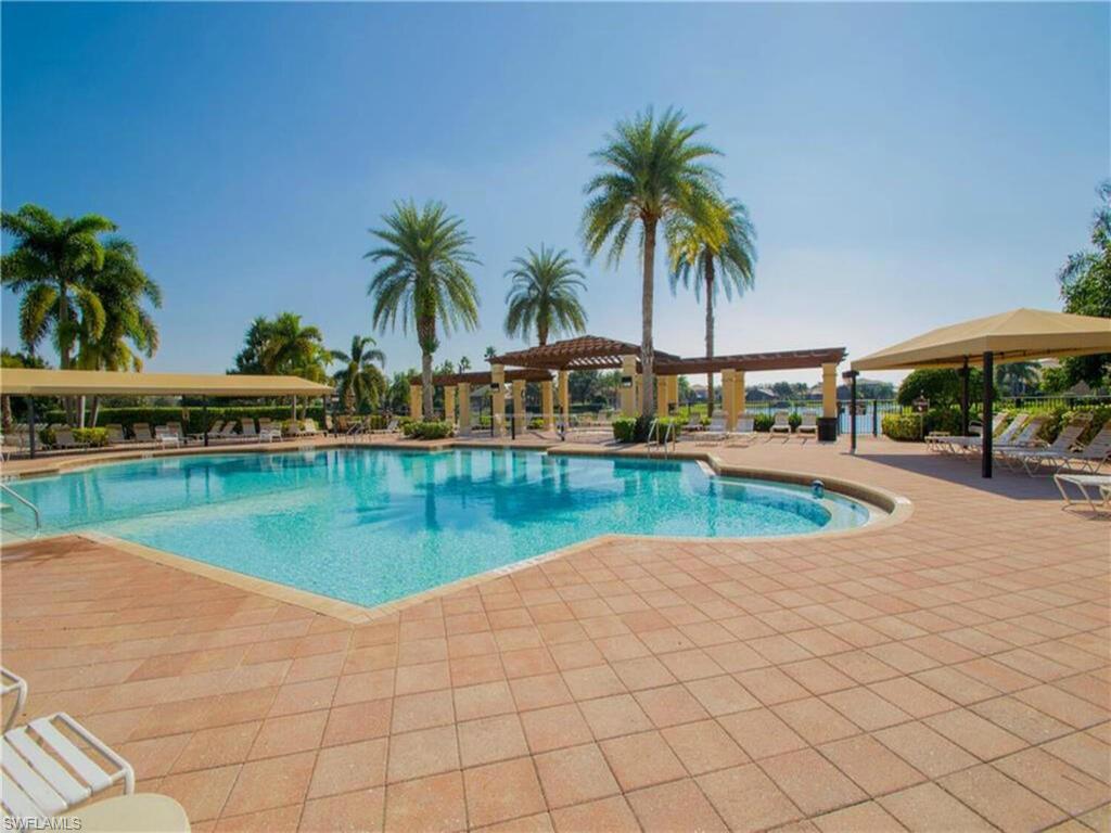 SATURNIA LAKES - Residential