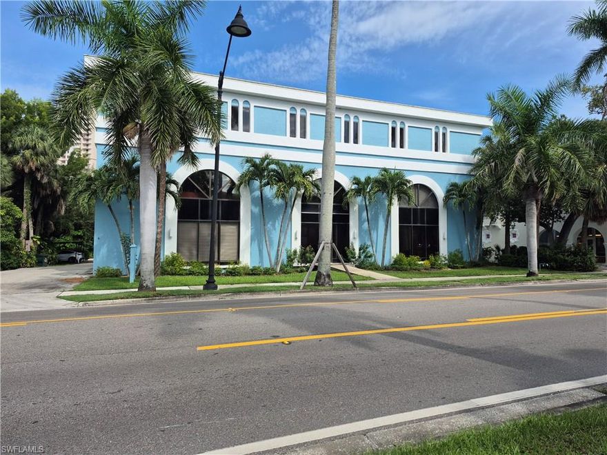 This free standing office building is located along McGregor Blvd with over 100 feet of frontage and just minutes from Downtown Ft. Myers. Offering 5 private offices with the option of 2 more or using the space as conference rooms. There is also a waiting area, reception desk, break room, private restroom and storage areas. The space was recently painted.