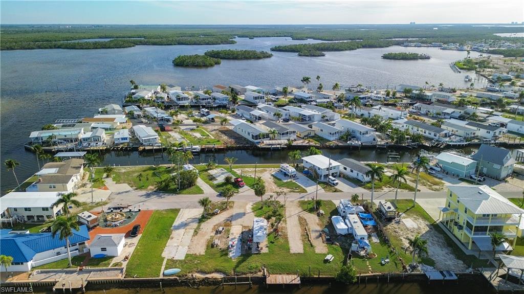 OAK STREET UNREC - Residential