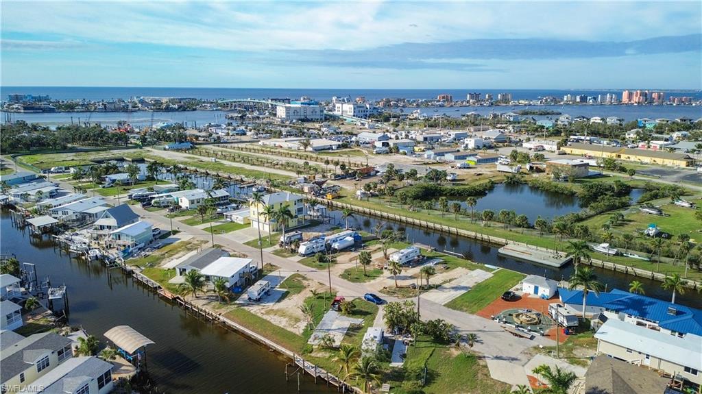 OAK STREET UNREC - Residential