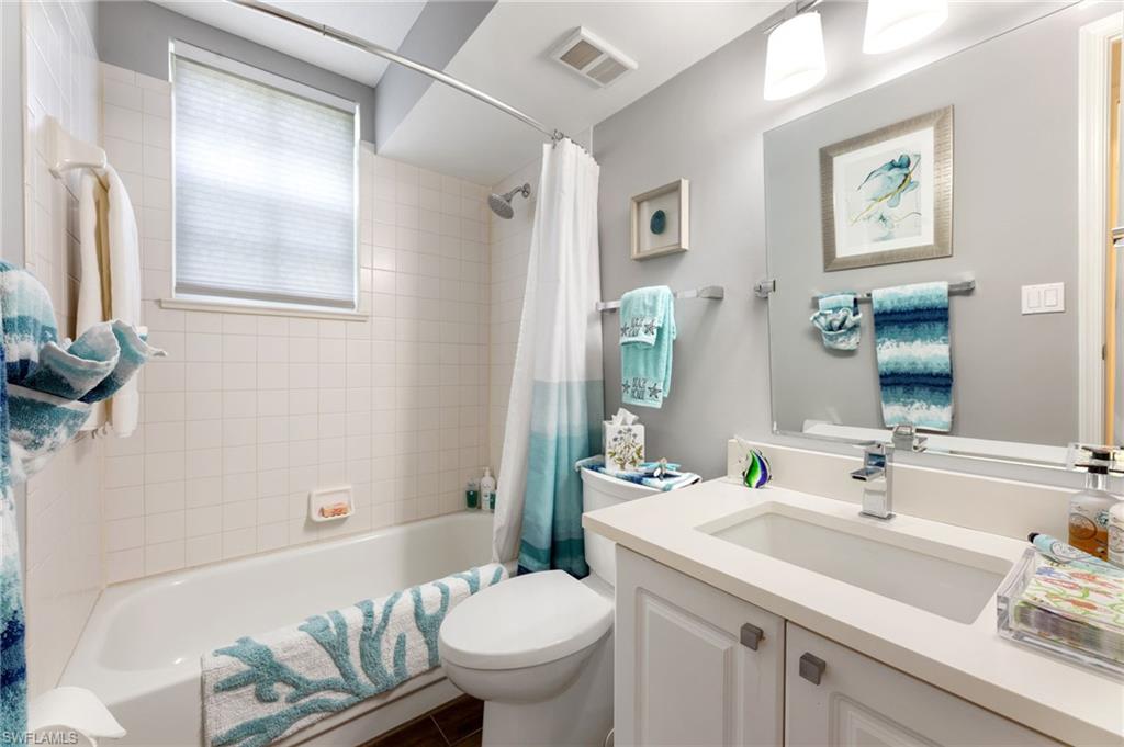 BERMUDA CAYS - Residential