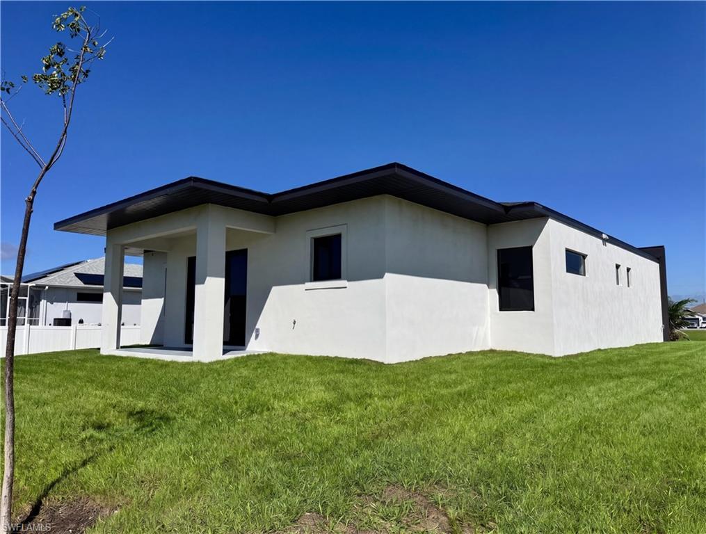 CAPE CORAL - Residential Lease