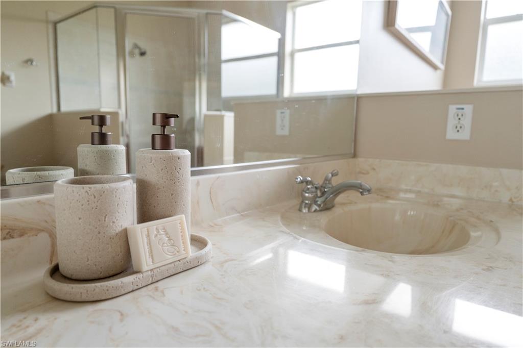 BELLA TERRA - Residential Lease