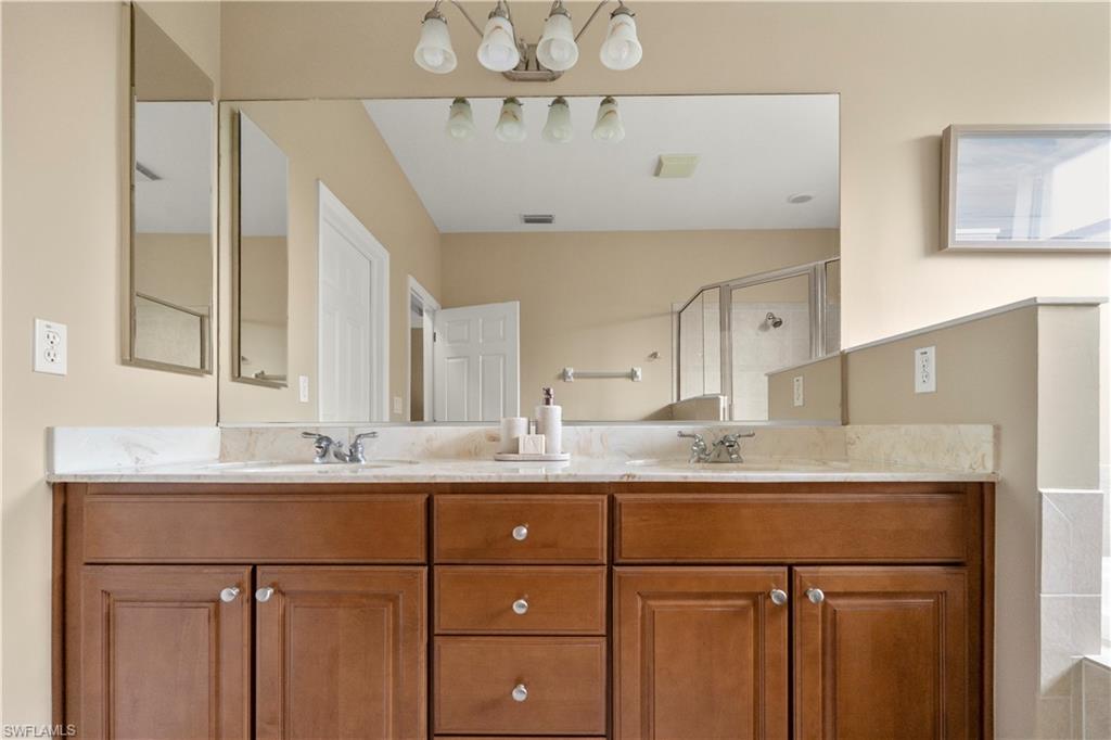 BELLA TERRA - Residential Lease