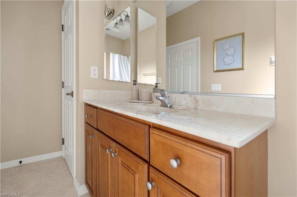 BELLA TERRA - Residential Lease