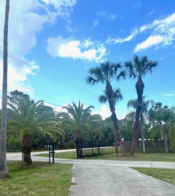 GOLDEN GATE ESTATES - Residential