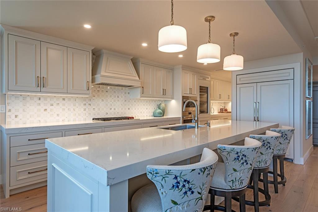 KALEA BAY TOWER 300 - Residential