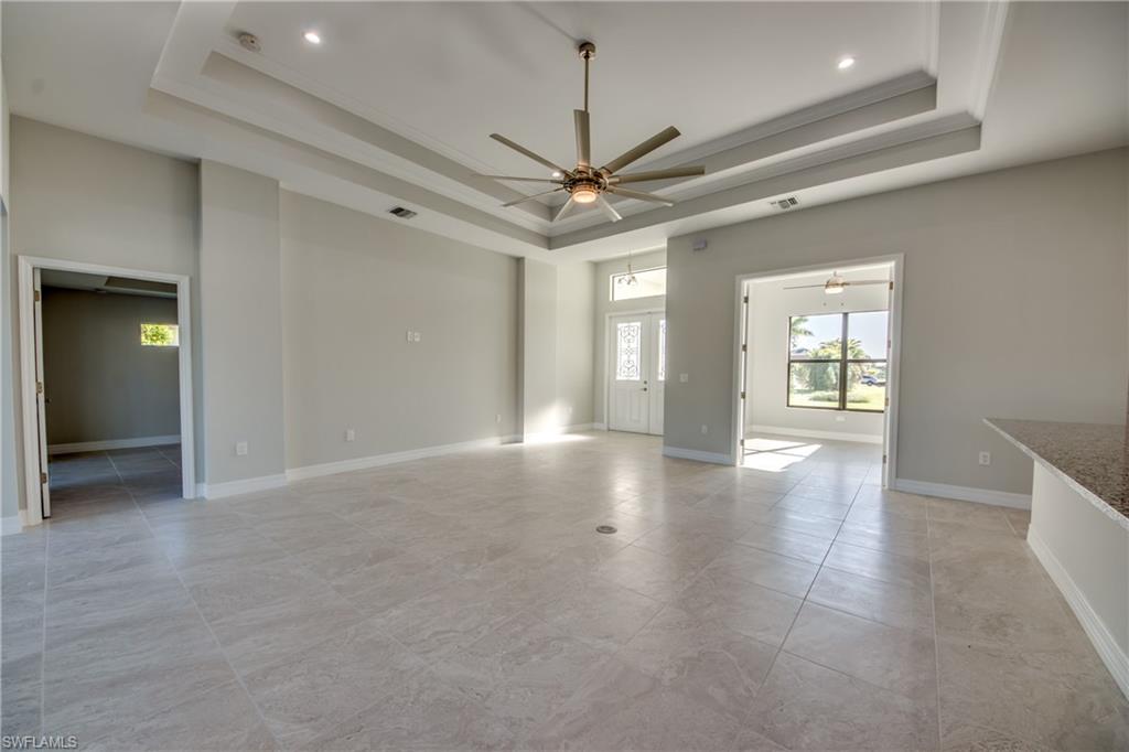 CAPE CORAL - Residential