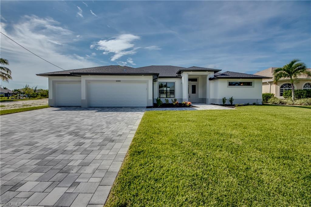 CAPE CORAL - Residential