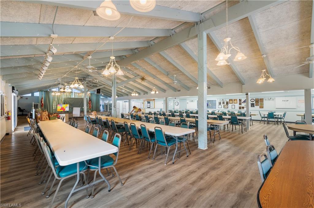 FOREST PARK MOBILE HOME - Residential