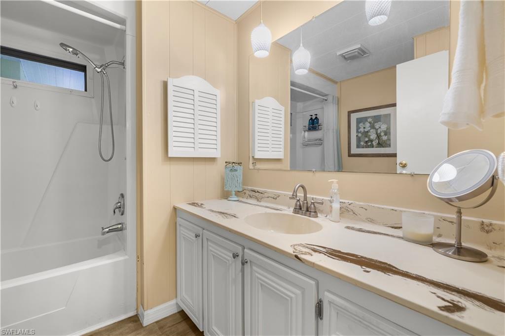 FOREST PARK MOBILE HOME - Residential