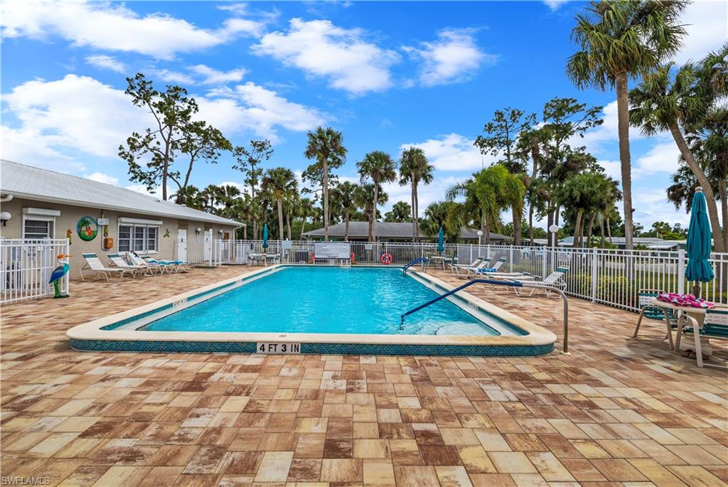 FOREST PARK MOBILE HOME - Residential