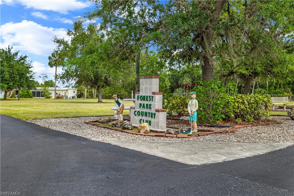 FOREST PARK MOBILE HOME - Residential