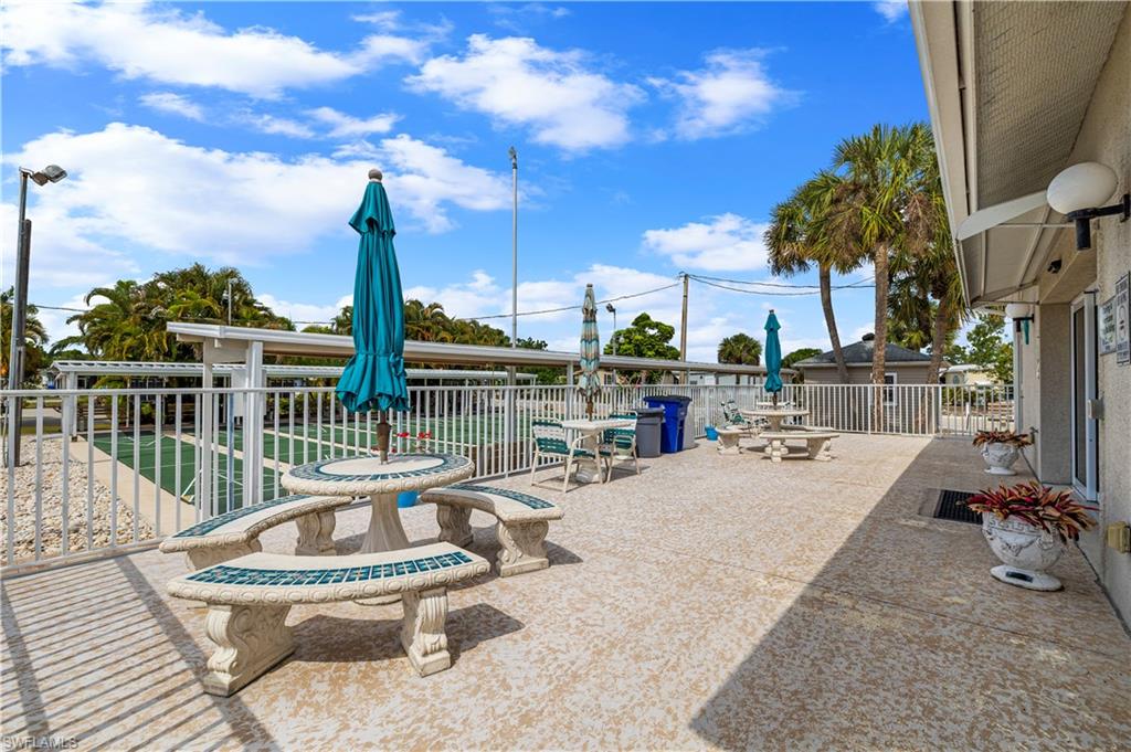 FOREST PARK MOBILE HOME - Residential