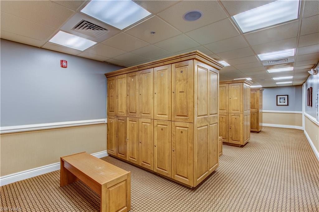 ROYAL PALM GOLF ESTATES - Residential