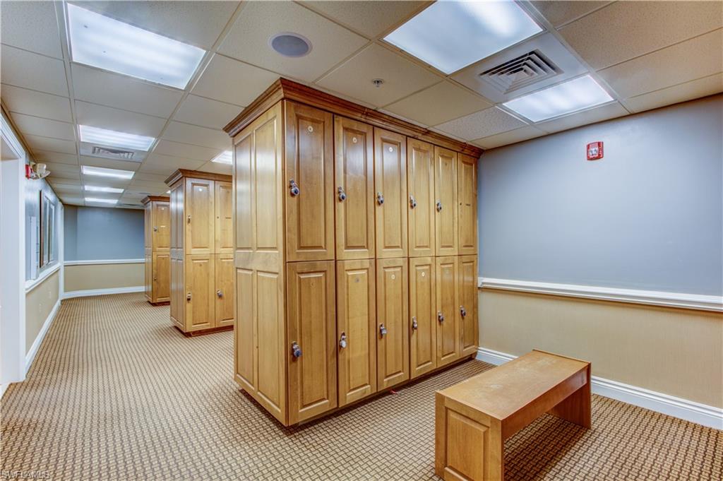 ROYAL PALM GOLF ESTATES - Residential