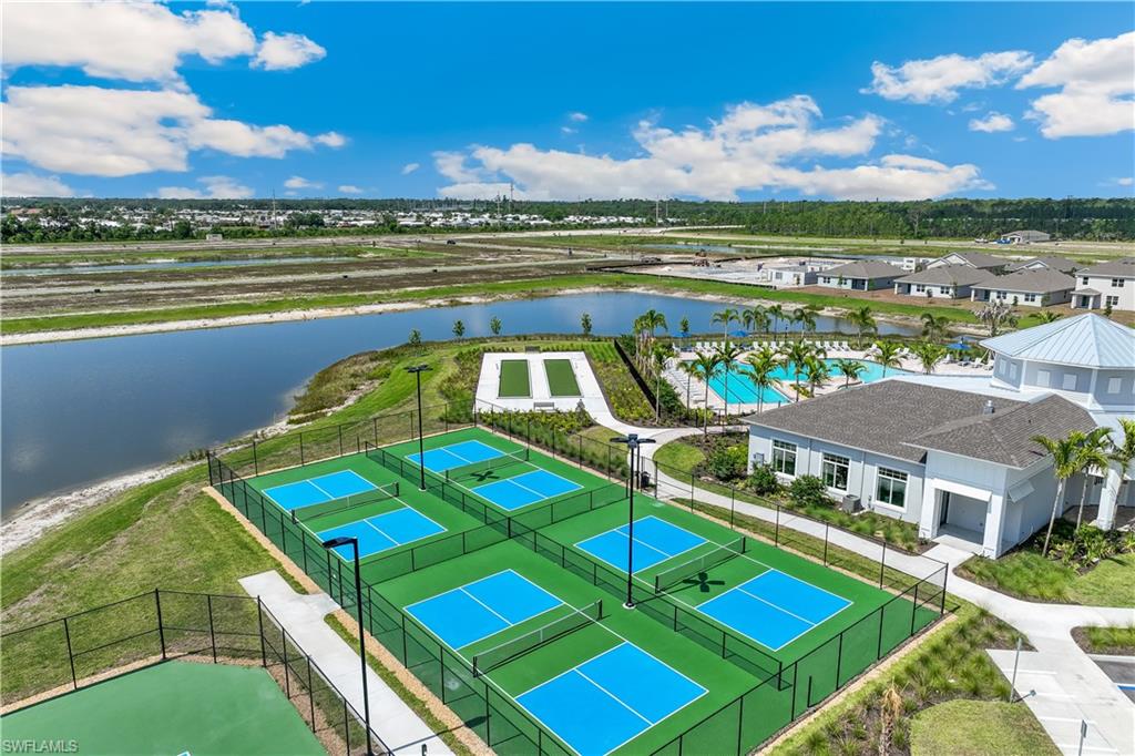 CORAL BAY - Residential