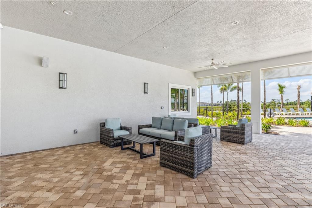 CORAL BAY - Residential